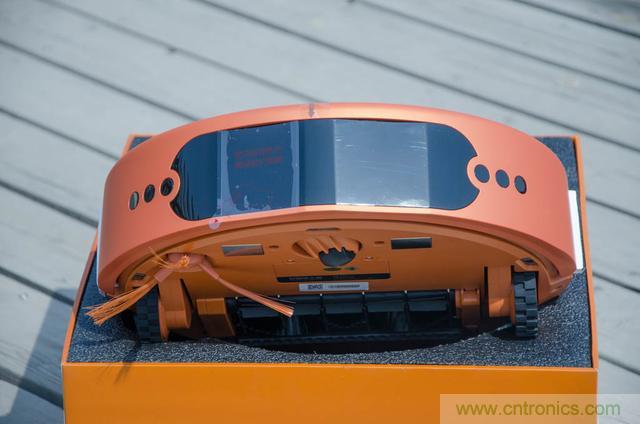 智能導航掃地機器人，以內(nèi)更靠譜！