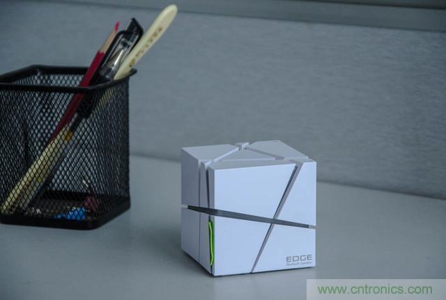 洛斐創(chuàng)意藍牙音箱，光與建筑點綴生活