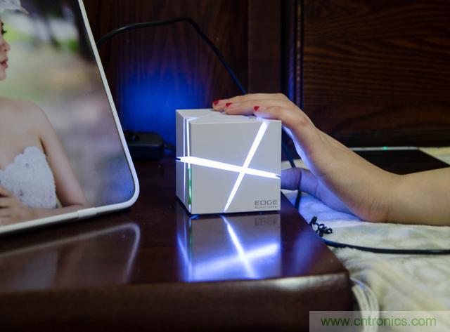 洛斐創(chuàng)意藍牙音箱，光與建筑點綴生活