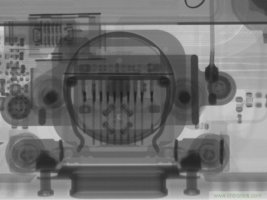 有什么地方?jīng)]有變？iPhone SE真機(jī)拆解