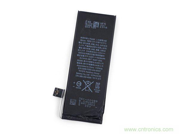 有什么地方?jīng)]有變？iPhone SE真機(jī)拆解