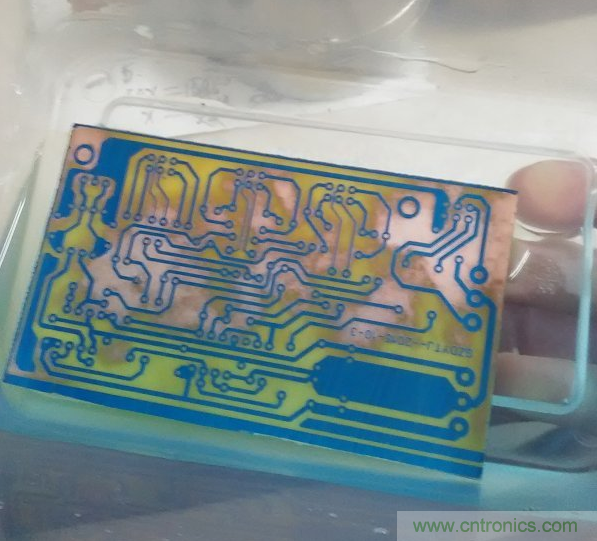 嘗試了四次PCB制作， 最后一發(fā)算是成功了