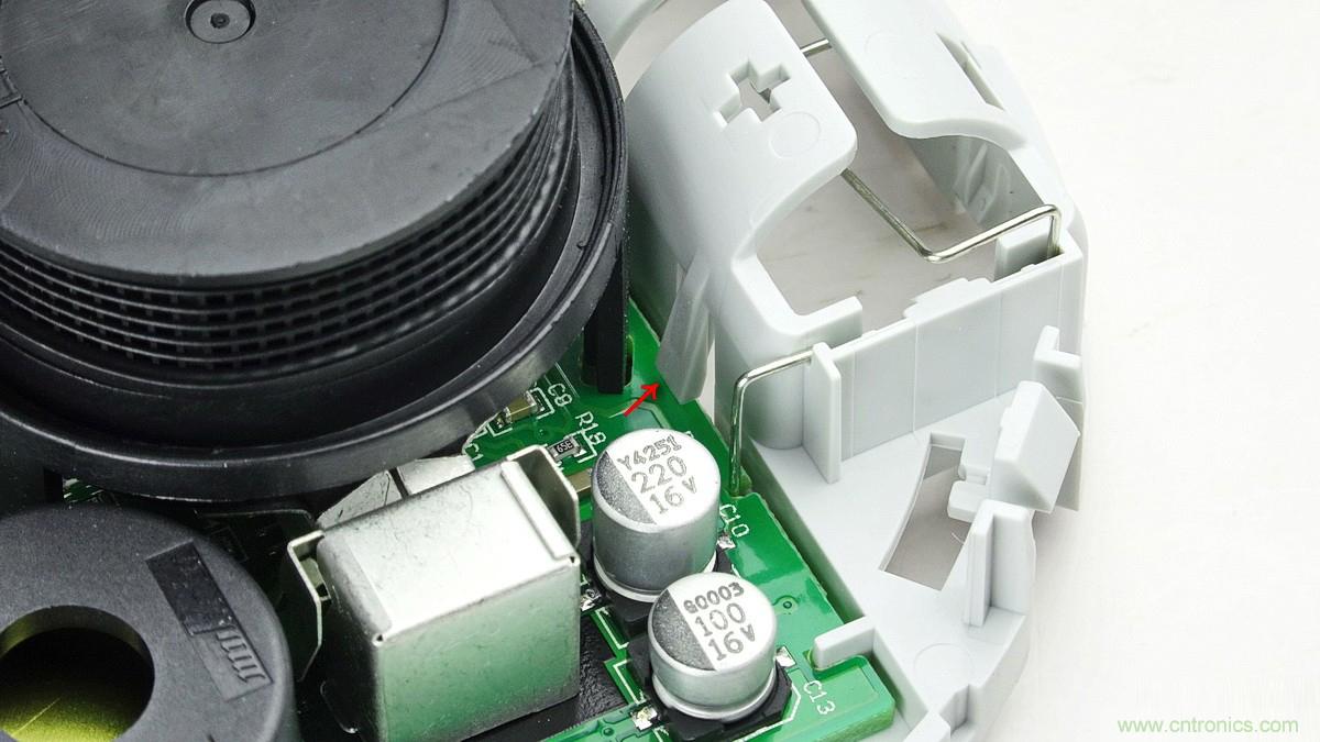 小米煙霧報(bào)警器拆解：一顆電池可用五年是如何做到的？