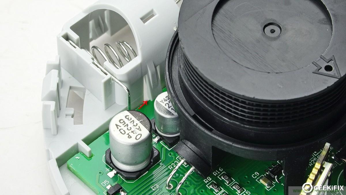 小米煙霧報(bào)警器拆解：一顆電池可用五年是如何做到的？