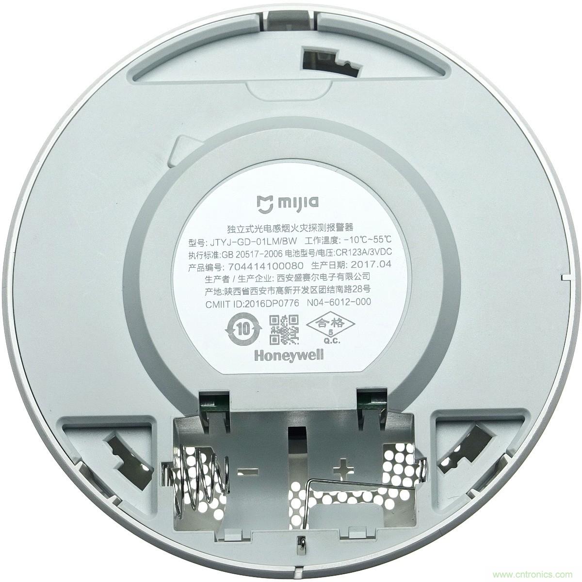 小米煙霧報(bào)警器拆解：一顆電池可用五年是如何做到的？