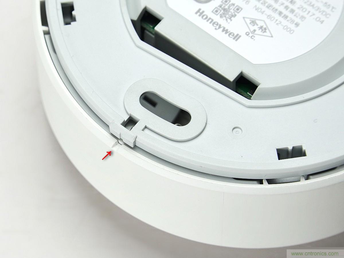 小米煙霧報(bào)警器拆解：一顆電池可用五年是如何做到的？