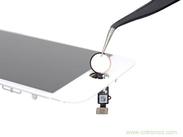 iPhone 8首拆：無線充電版本的iPhone 7？