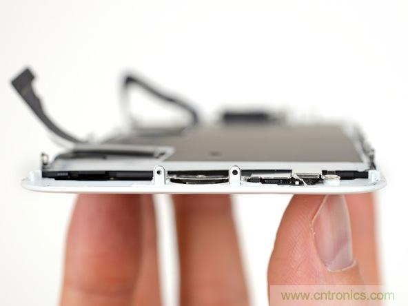 iPhone 8首拆：無線充電版本的iPhone 7？