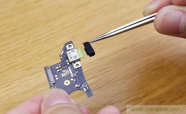 拆解黑鯊手機：多級直觸一體式液冷系統(tǒng)有什么門道？