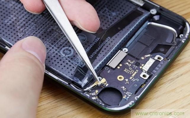 拆解黑鯊手機：多級直觸一體式液冷系統(tǒng)有什么門道？