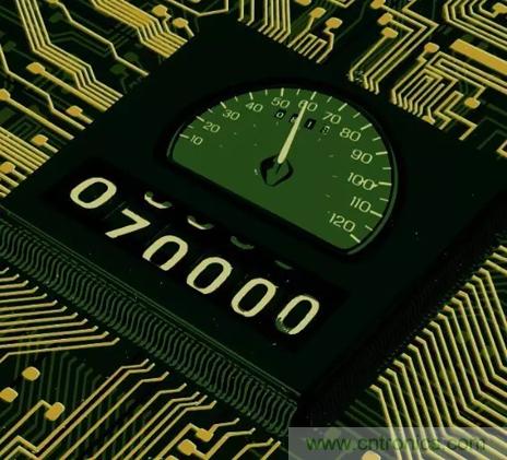 為何晶體管使用越久，功耗越低？