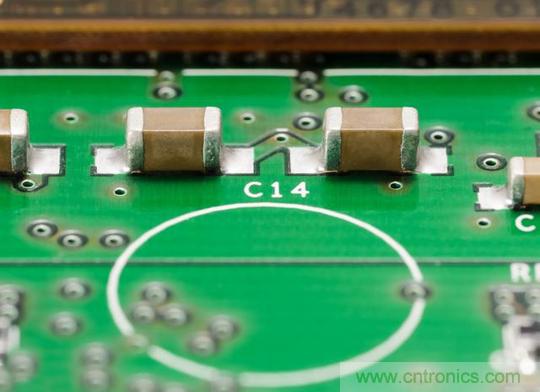 淺析電解電容在電路設(shè)計中的作用 src= 淺析電解電容在電路設(shè)計中的作用