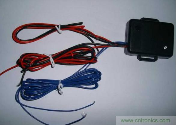 振動(dòng)傳感器的機(jī)電變換原理？主要的分類有哪些？