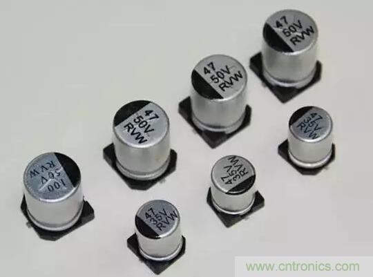 如何區(qū)分電解電容與無極性電容？