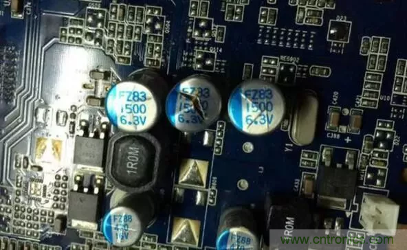 電容擊穿是開路還是短路？電容擊穿原因是什么？