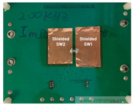 低輻射的4開(kāi)關(guān)降壓-升壓型控制器布局&mdash;&mdash;單熱回路與雙熱回路